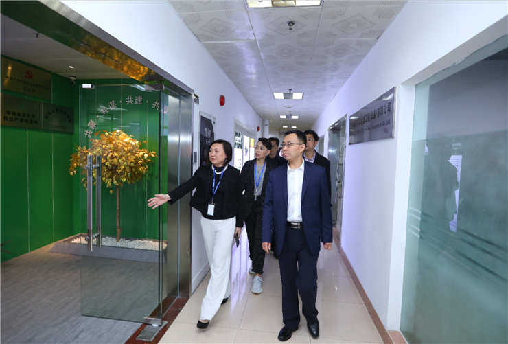 Z6���������ǲ�(�й���)���޹�˾����